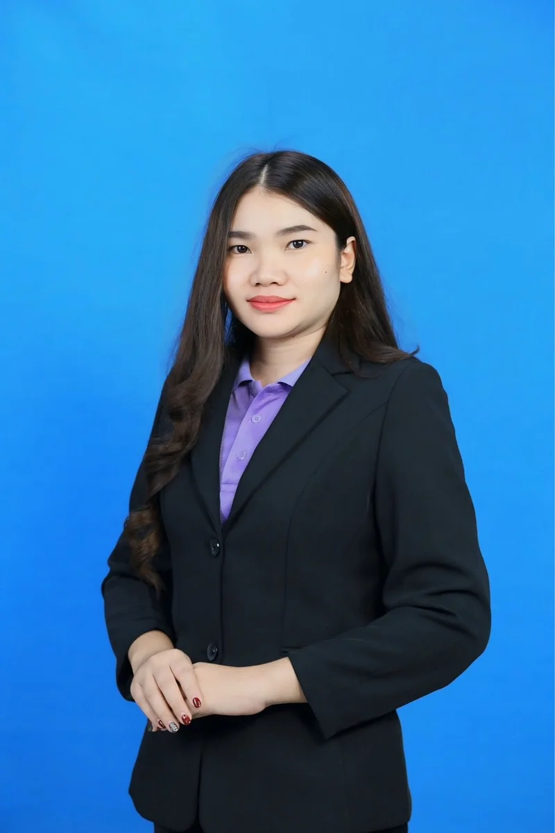 นางสาวพรธิภา พันจริต